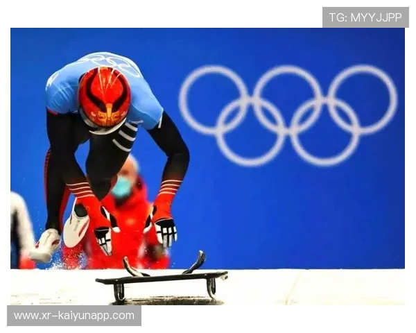 钢架雪车混合团体:中国组合赵丹-陈文浩1分59秒93位列第五,梁雨欣-林勤炜第八 钢架雪车混合团体:中国组合赵丹-陈文浩1分59秒93位列第五,梁雨欣-林勤炜第八